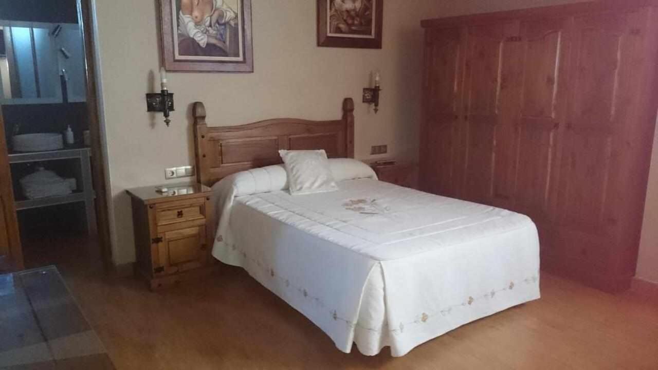 Casa Rural La Del Alba Seria Argamasilla De Alba ภายนอก รูปภาพ